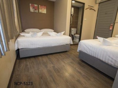 LINE_ALBUM_Kim Corner_250924_1